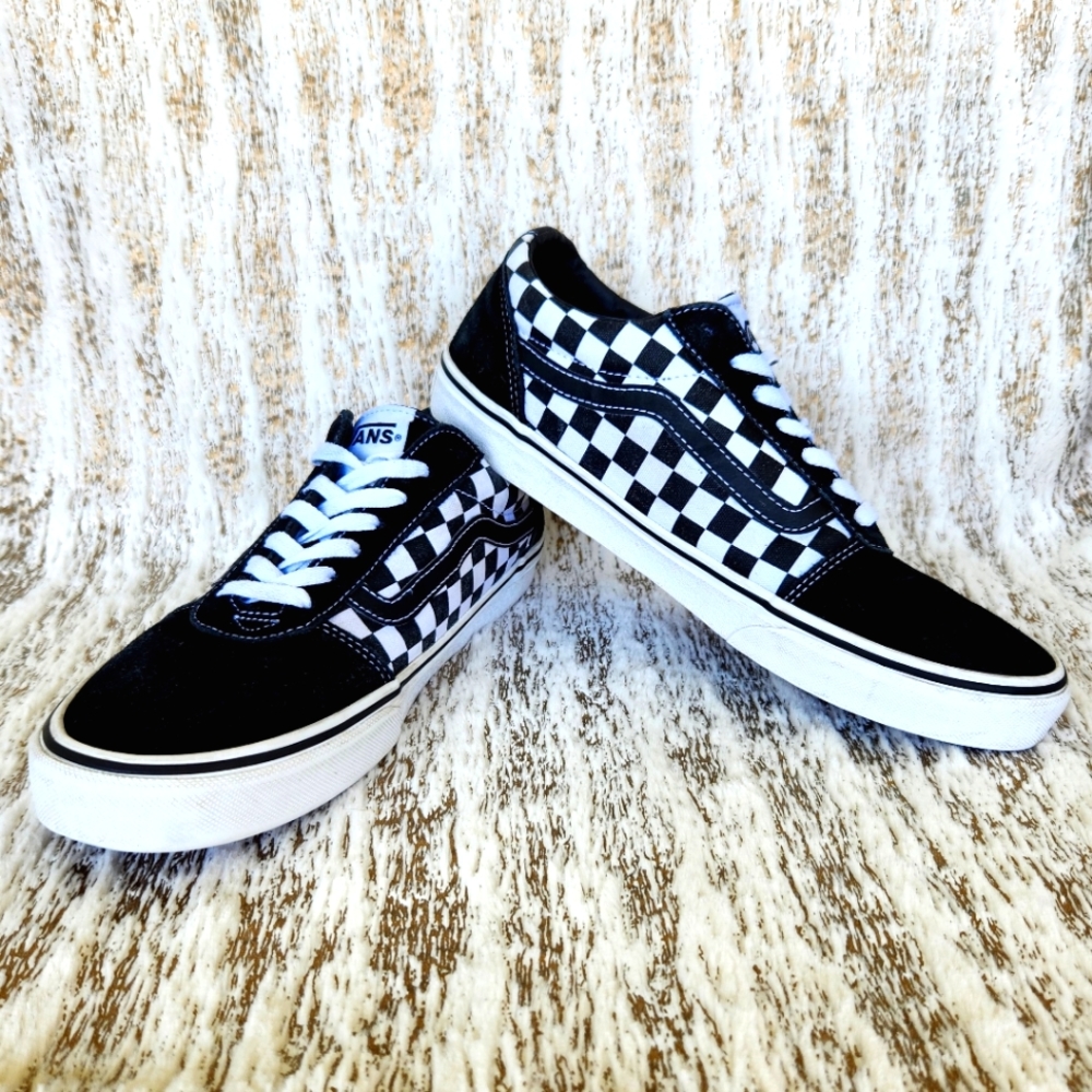 Vans Old Skool Primary Check Suede Sneakers | Men's 10